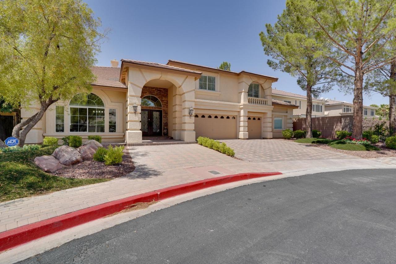 Elegant Las Vegas Home With Pool And Putting Green! Buitenkant foto