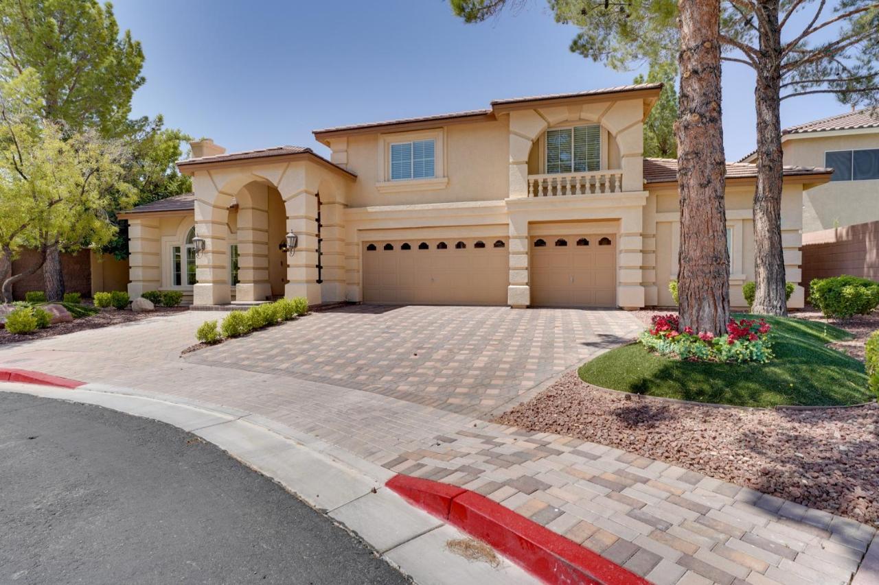 Elegant Las Vegas Home With Pool And Putting Green! Buitenkant foto